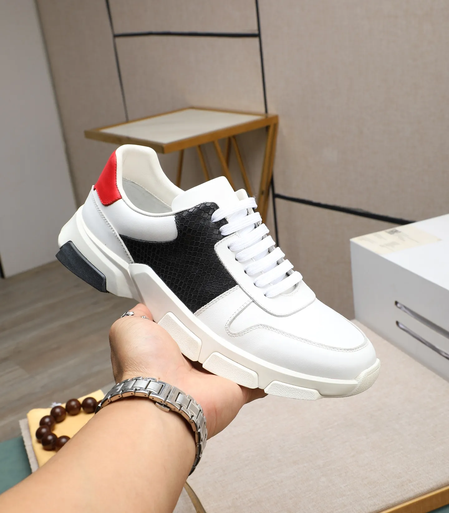 Factory price 480 🕷🕷[FENDI] Fendi fashionable casual men's shoes 🇨🇳Original official website 1:1 model opening, new models are available first 💯Not high-profile but avant-garde, simple, low-key and fashionable, super versatile style 🌿Original cowhide production ➕Pigskin lining🎋The version is comfortable on the feet, so rigorous for any small place, first-class workmanship🍍38-44 Large quantities in stock